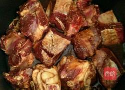 电饭锅炆焗牛排骨的做法图解4