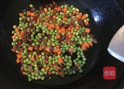 腊肠豆焖饭的做法图解6