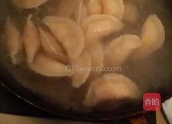 瘦肉胡萝卜玉米饺子的做法图解4