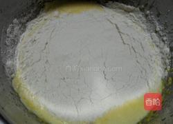 蓝莓蛋糕卷的做法图解4