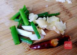 白菜冻豆腐汤的做法图解3