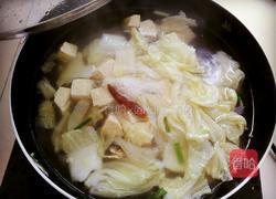 白菜冻豆腐汤的做法图解10