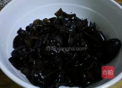 木耳炒鸡丁的做法图解3