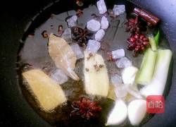 红焖花生猪蹄的做法图解4