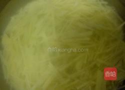 西芹土豆丝的做法图解2