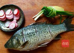 羊汤鲫鱼萝卜丝的做法图解4