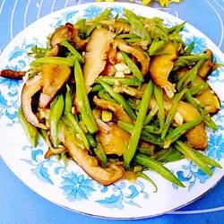 香菇豆角丝的做法[图]