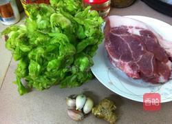 大头菜炖肉的做法图解1