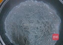 肉丝酸辣粉的做法图解3