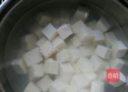 油渣烩豆腐的做法图解2