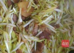 韭黄炒肉片的做法图解13