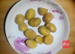 栗子莲藕猪骨汤的做法图解6