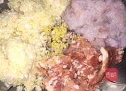 菜肉包子的做法图解1