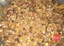 菜肉包子的做法图解2