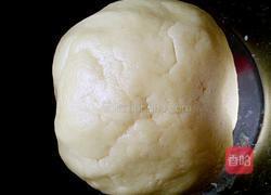 牛奶鸡蛋小饼干的做法图解1