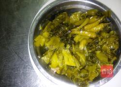 重庆酸菜鱼的做法图解1