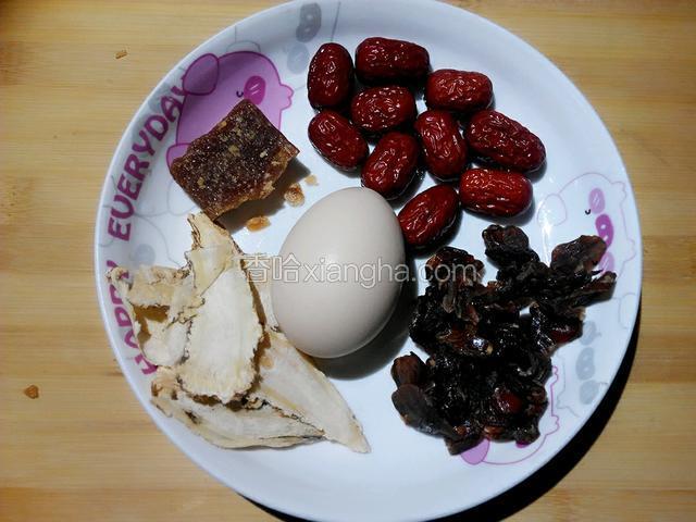 材料红枣、桂圆、当归、鸡蛋、红糖