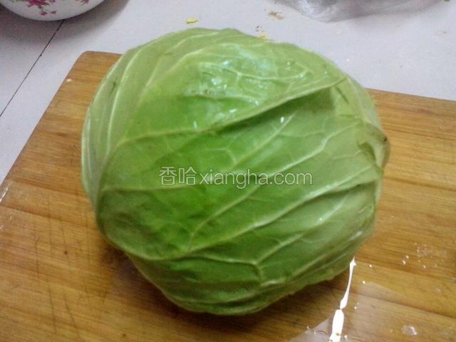 牛角包菜，洗净备用·