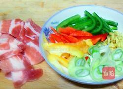 五花肉烧杏鲍菇的做法图解1