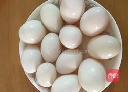 咸蛋黄蒸糯米肉的做法图解1