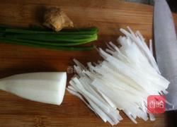 萝卜丝鲫鱼汤的做法图解5