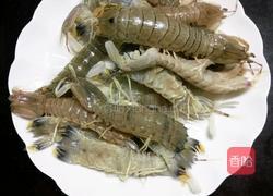 蒜香皮皮虾的做法图解1