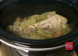 土豆炖火鸡腿的做法图解4