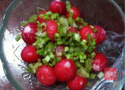 爽口小萝卜的做法图解2