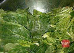 鸡蛋菠菜饼的做法图解1