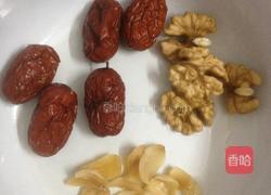 淮山筒骨汤的做法图解2