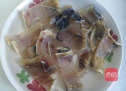 榄角蒸腊肉鱼干的做法图解2