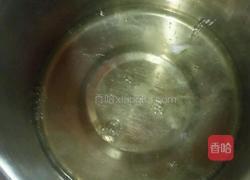 乐葵萨瓦林戚风的做法图解1