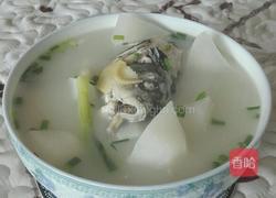 鲫鱼萝卜汤的做法图解15