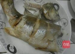 宝宝餐～番茄鲈鱼的做法图解3