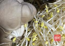 酸菜米线的做法图解1