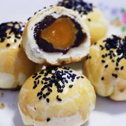蛋黄酥的做法[图]