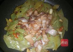 脆皮烧肉炒青笋的做法图解6