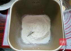 豆沙卷花朵面包的做法图解3