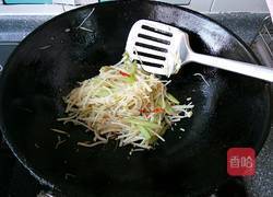 糖醋土豆丝的做法图解8
