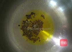 鸡骨架炖土豆的做法图解3