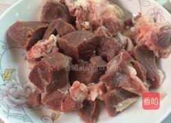 羊肉炖萝卜的做法图解1