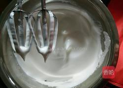 戚风纸杯蛋糕的做法图解4