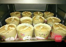 戚风纸杯蛋糕的做法图解8