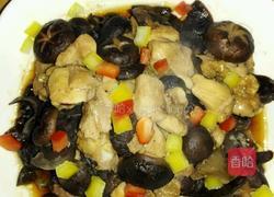 香菇木耳蒸鸡的做法图解5