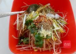 凉拌黄豆芽的做法图解7