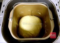 肉松面包的做法图解2