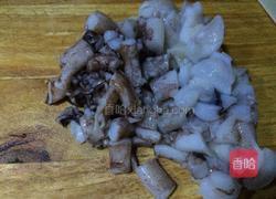 鱿鱼须炒饭的做法图解2