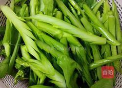 腊肉炒芥兰的做法图解4