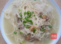 金针菇肉汤的做法图解7