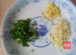 金针菇肉汤的做法图解3